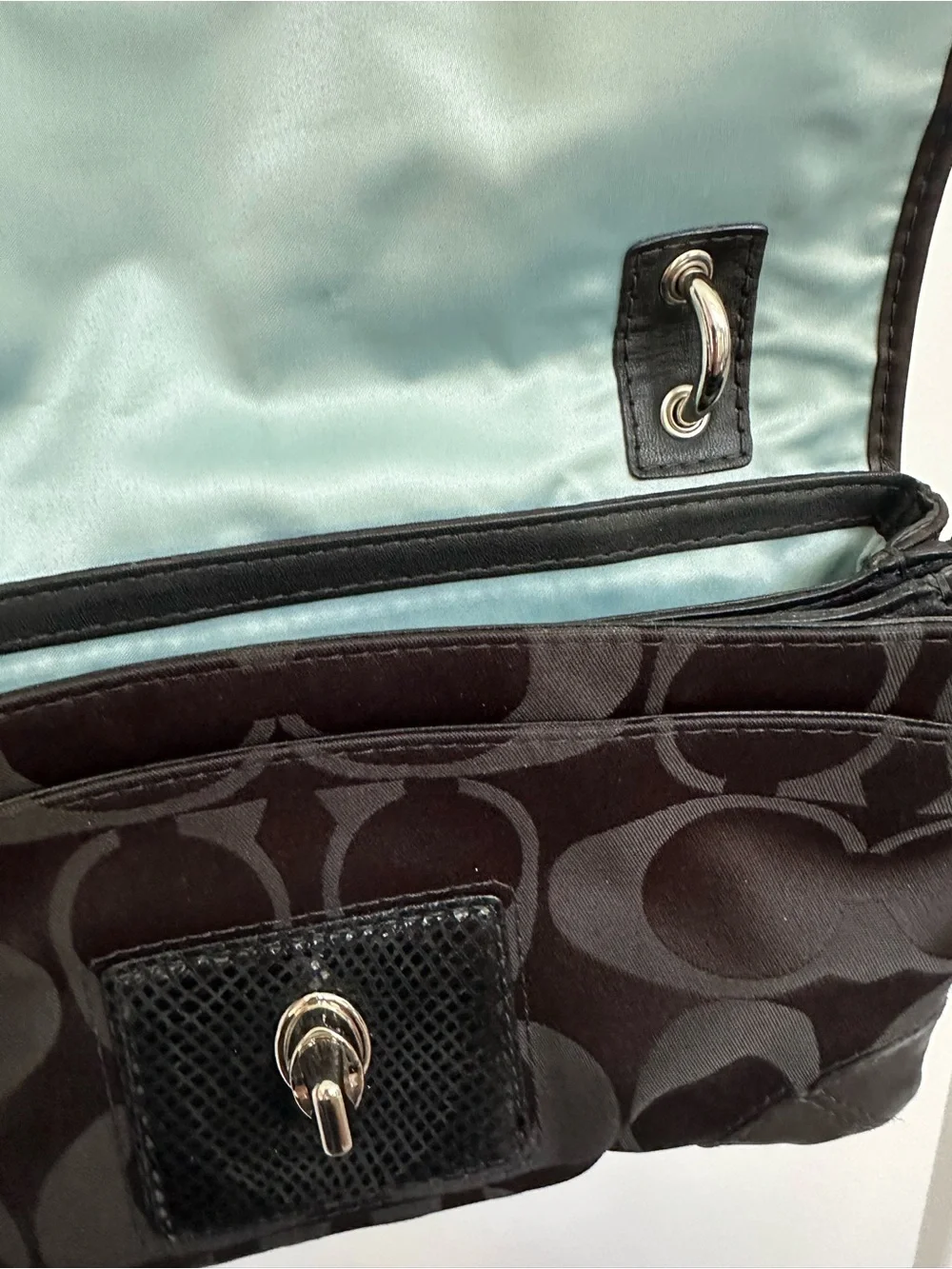 Coach Black Shoulder Bag with Silver Turn-Lock - Picture 5 of 10